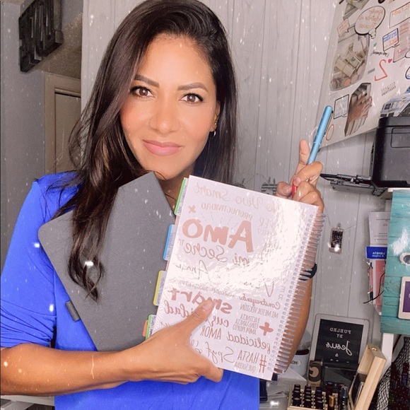 Meet your Posher, Eva - Picture 2 of 2